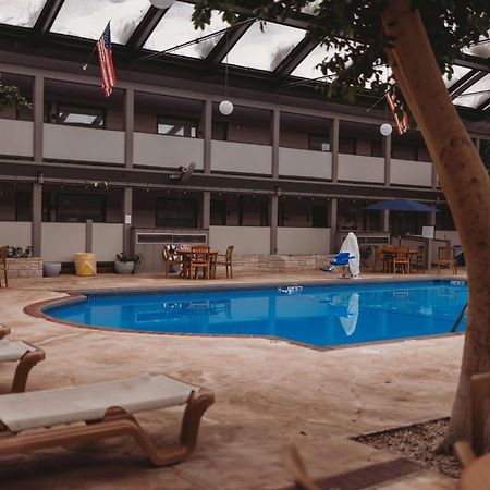 Americinn By Wyndham Appleton Downtown Εξωτερικό φωτογραφία