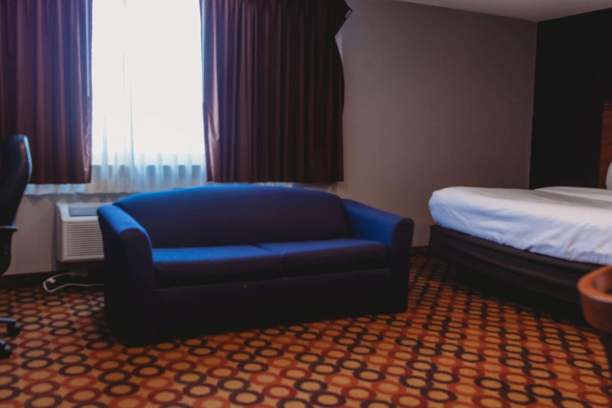 Americinn By Wyndham Appleton Downtown Εξωτερικό φωτογραφία